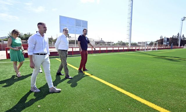 Cabezo de Torres estrena un renovado campo de fútbol que beneficiará a cientos de deportistas y usuarios