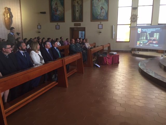 Rafael Gómez asiste al X aniversario de la puesta en marcha del proyecto ´Educando en Justicia´ del Colegio Capuchinos