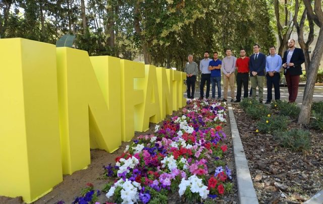 Los vecinos del Infante estrenan cuatro nuevos jardines para disfrutar de un ocio en familia de calidad