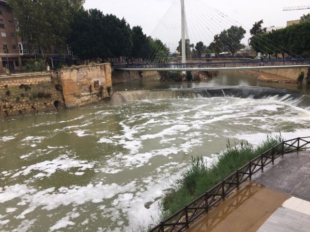 Huermur denuncia un nuevo episodio de espumas en el Río Segura y la falta de soluciones