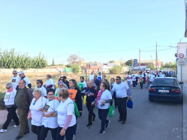 Los mayores de La Albatalía marchan contra la Violencia de género