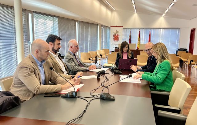 Lorca: 'Nos llama la atención que VOX quiera montar su ya tradicional circo cuando ellos mismo, junto al PP, votaron en contra de una comisión en la Asamblea Regional'