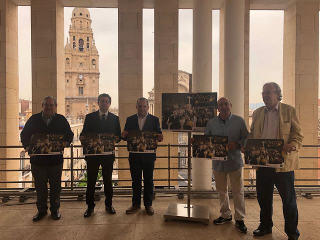 Una treintena de peñas huertanas cantará a la Virgen en la Fiesta de los Mayos 2018