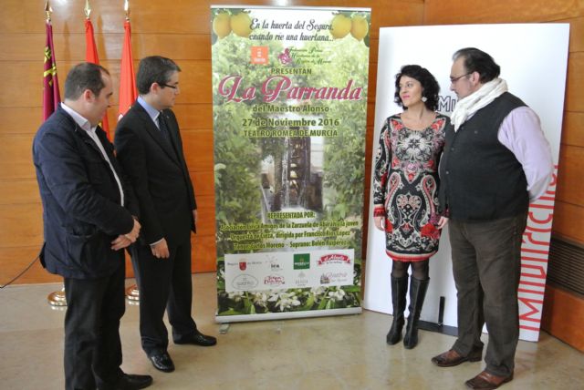 El Teatro Romea acoge La Parranda organizada por la Federación de Peñas Huertanas