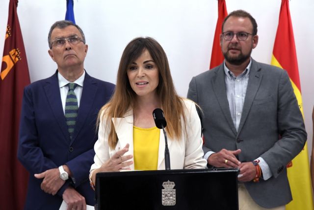 Luz verde al servicio de limpieza de interiores en edificios, colegios y escuelas infantiles municipales