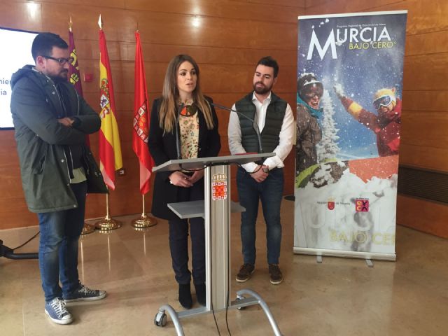 El Programa ´Murcia Bajo Cero´ permite a más de 500 jóvenes practicar actividades deportivas en la nieve este invierno