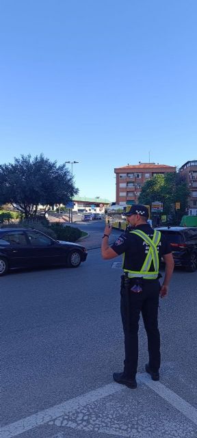 Más de 185 agentes de la Policía Local garantizan la movilidad durante la operación salida del 1 de agosto